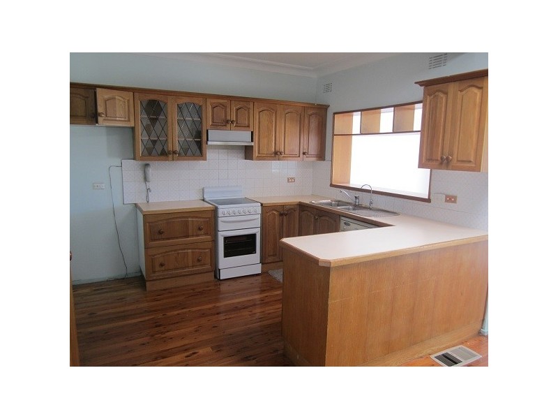 13 Denman Road, Georges Hall NSW 2198