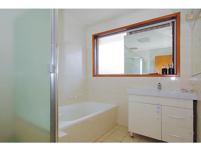 17 Orana Place, Greenacre NSW 2190