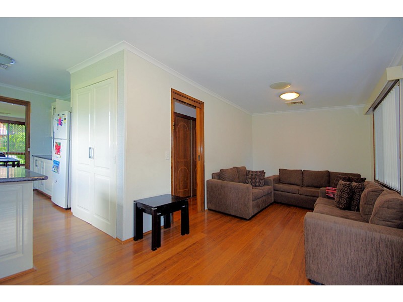 17 Orana Place, Greenacre NSW 2190