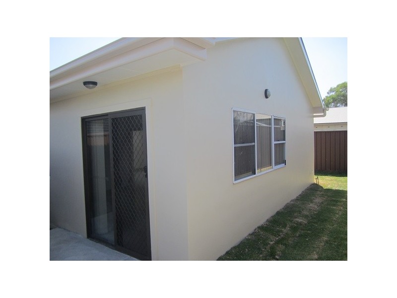 8 David Street, Greenacre NSW 2190