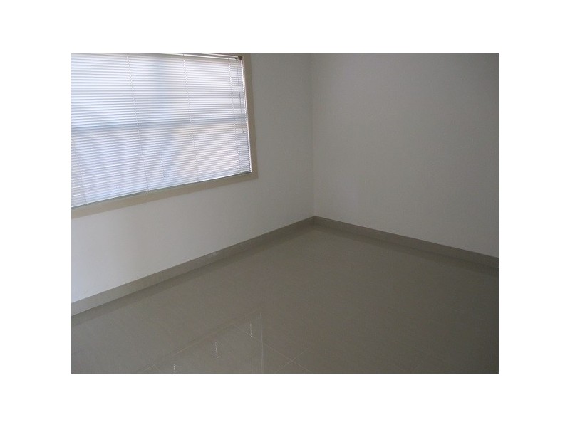 8 David Street, Greenacre NSW 2190