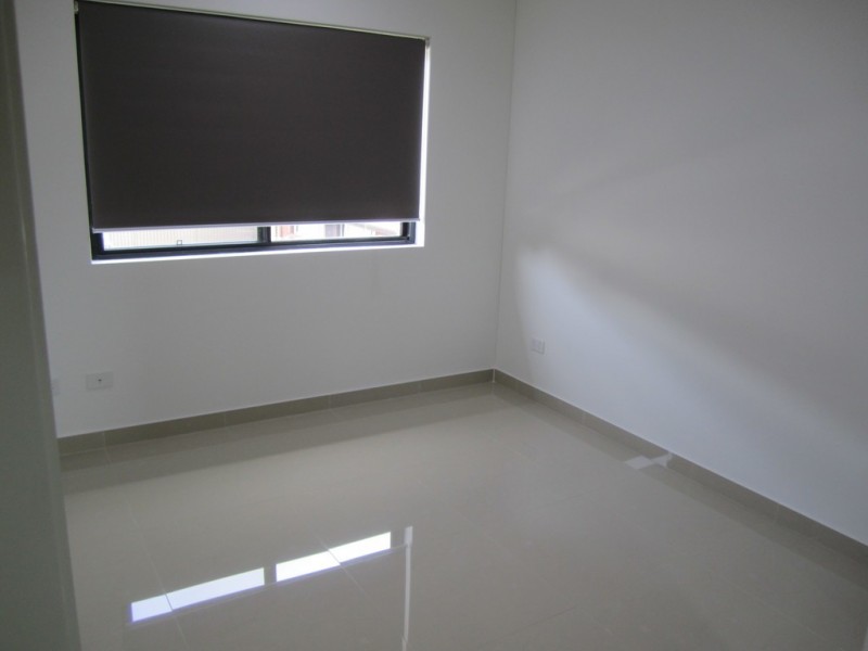 94 Roberts Rd, Greenacre NSW 2190