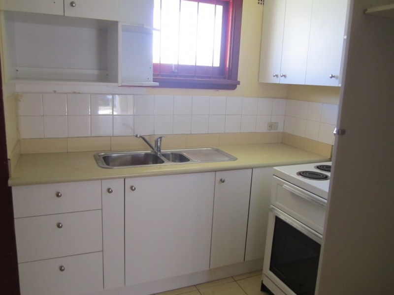 1/90 Griffiths Ave, Bankstown NSW 2200