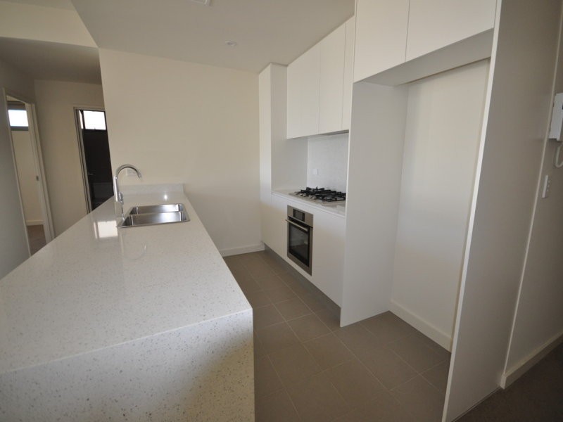 B202, 2 Rowe drive, Potts Hill NSW 2143