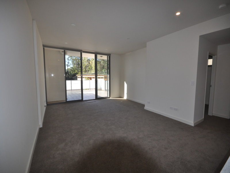 B202, 2 Rowe drive, Potts Hill NSW 2143