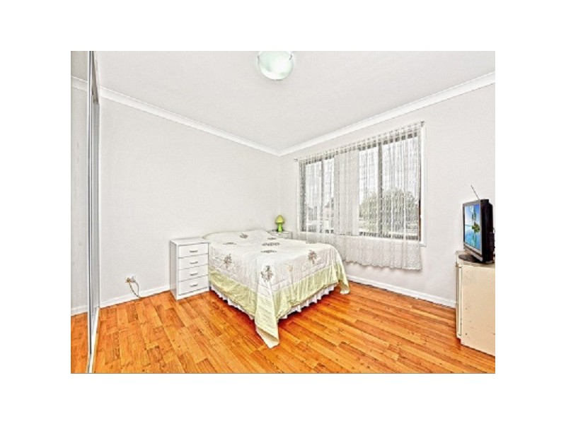 118 Chisolm Rd, Auburn NSW 2144