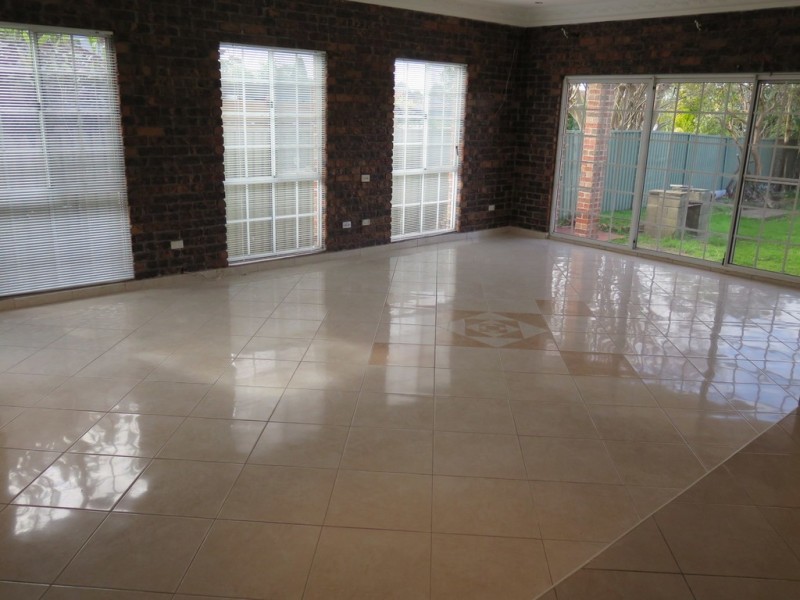 68 welfare avenue, Beverly Hills NSW 2209