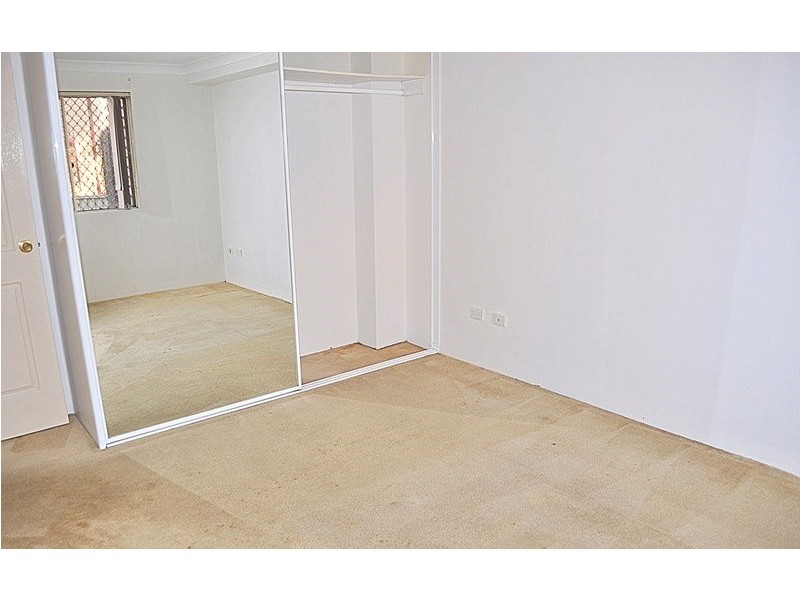 5/51 Cairds Avenue, Bankstown NSW 2200