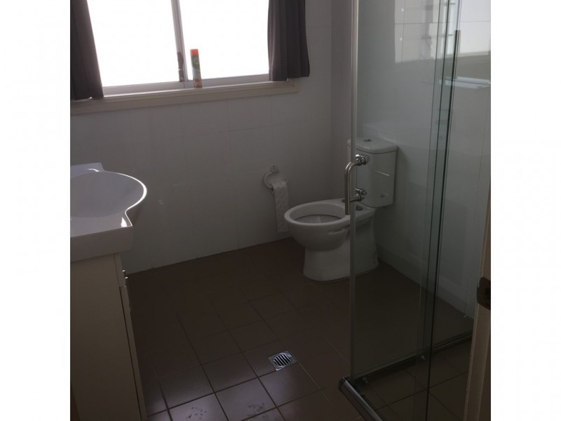 10 Buckland street, Greenacre NSW 2190