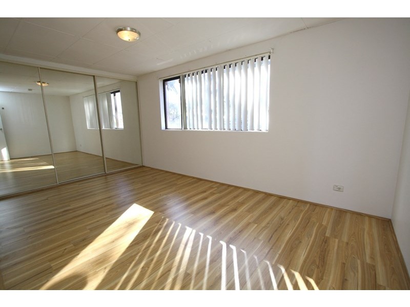 9/1 Haig Ave, Georges Hall NSW 2198