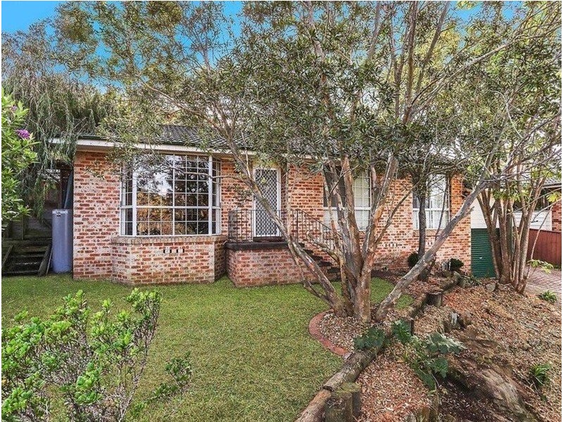 45 Moreton road, Illawong NSW 2234