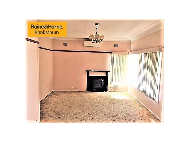 11 Lewis Street, Bradbury NSW 2560