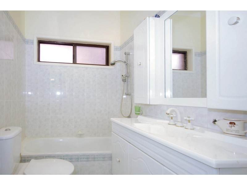 42 Killara Avenue, Panania NSW 2213