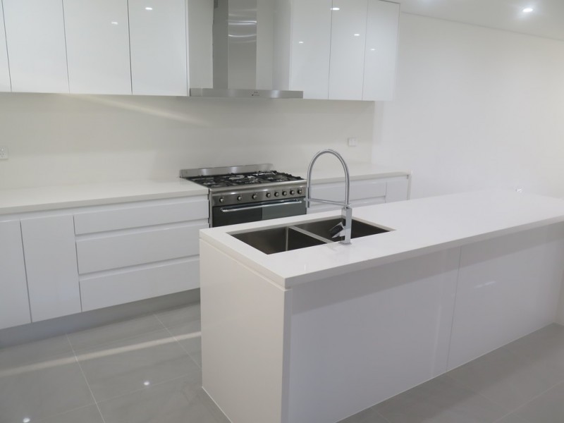 10 wewak road, Holsworthy NSW 2173
