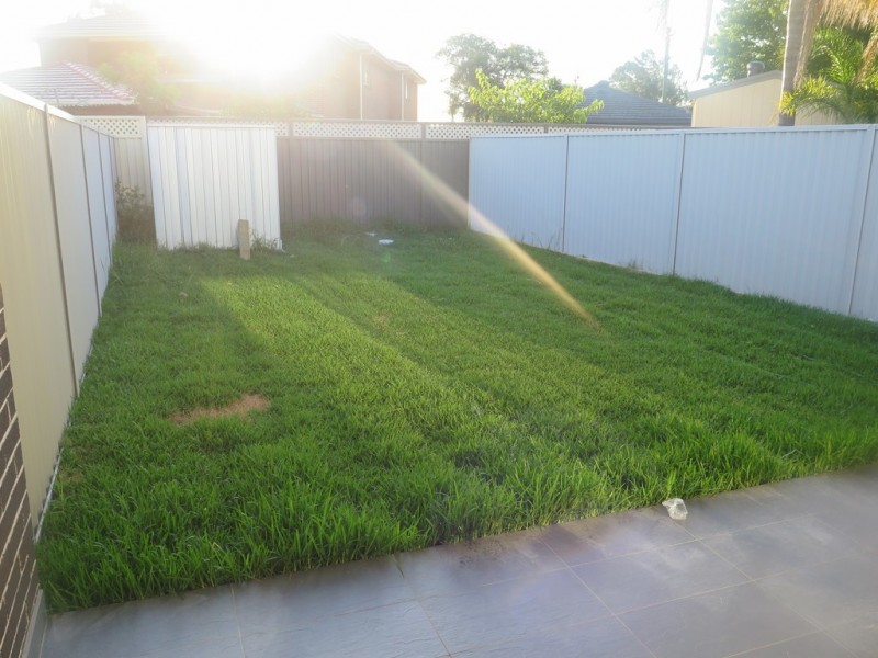 10 wewak road, Holsworthy NSW 2173