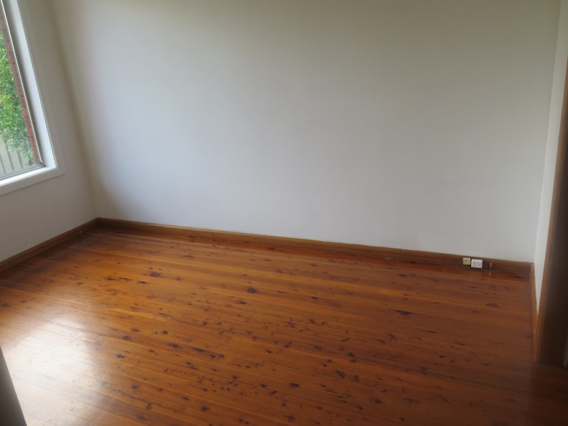 17 gilliver crescent, Greenacre NSW 2190