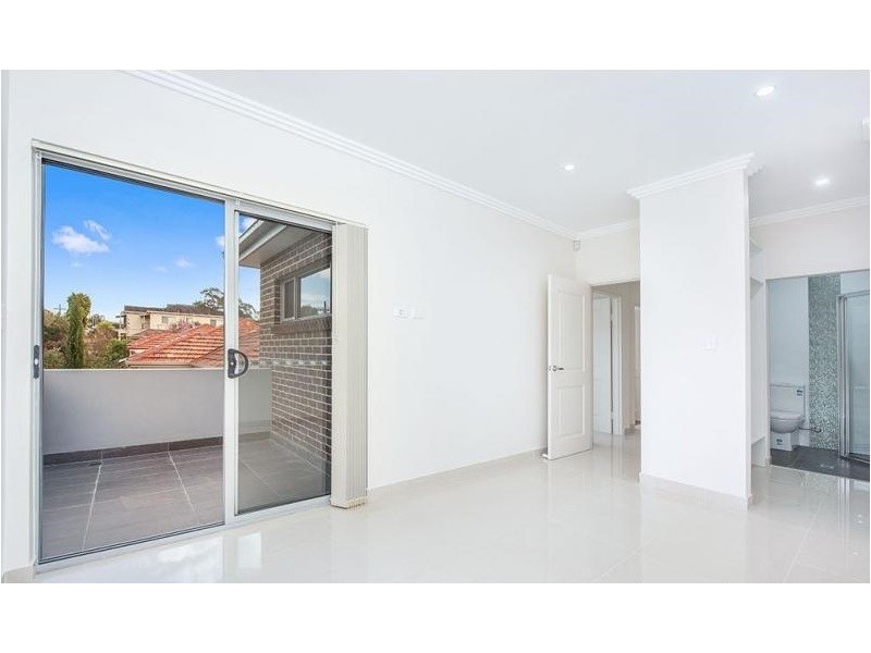 245A Wangee Rd, Greenacre NSW 2190