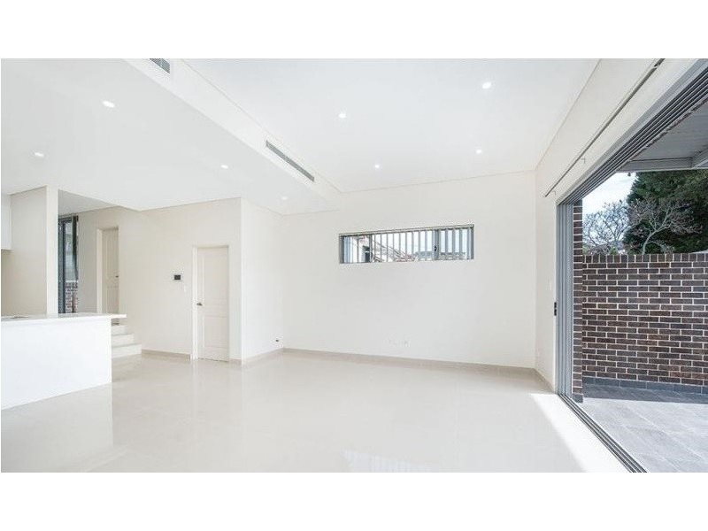 245A Wangee Rd, Greenacre NSW 2190