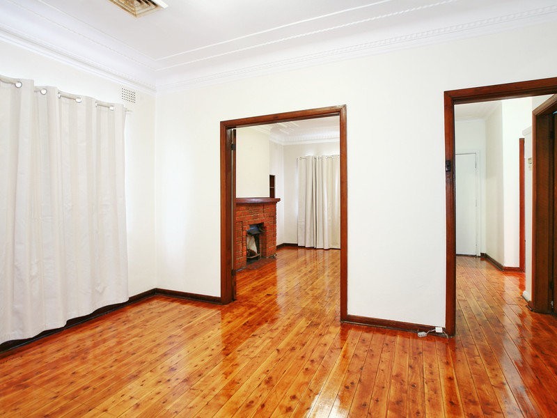 29 Carrisbrook Avenue, Punchbowl NSW 2196