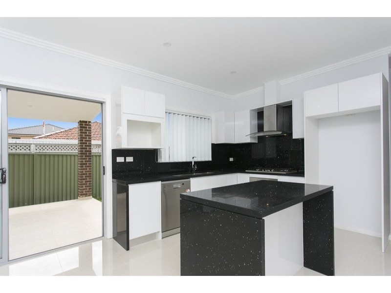 18 Mahnken ave, Revesby NSW 2212