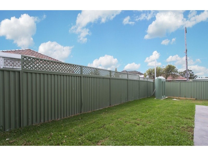 18 Mahnken ave, Revesby NSW 2212
