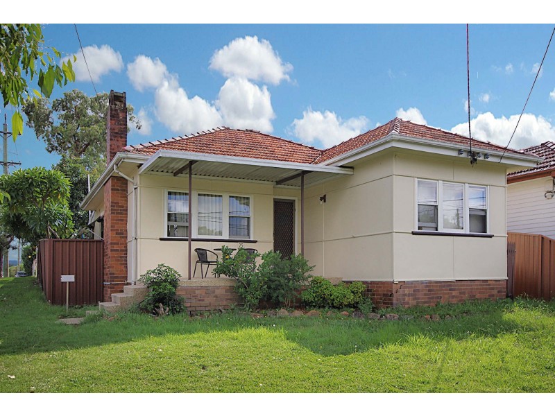 25 Davidson Road, Guildford NSW 2161