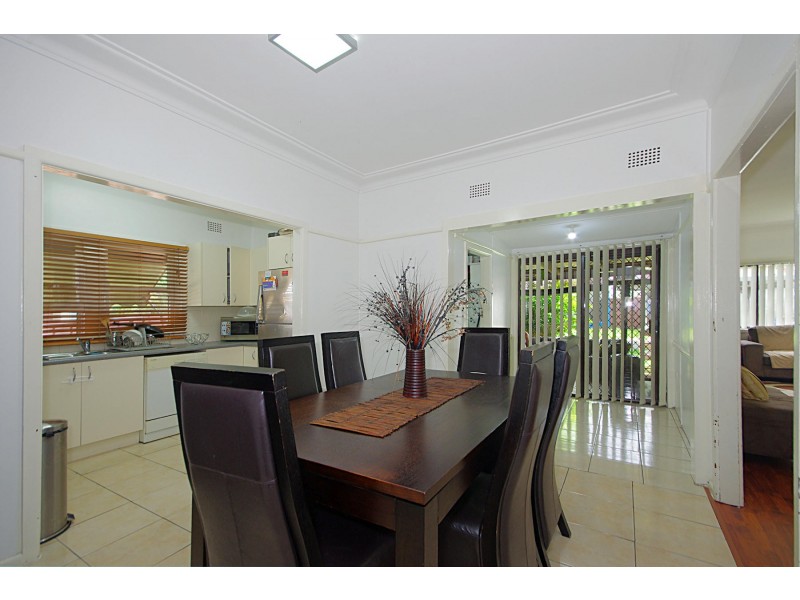 25 Davidson Road, Guildford NSW 2161