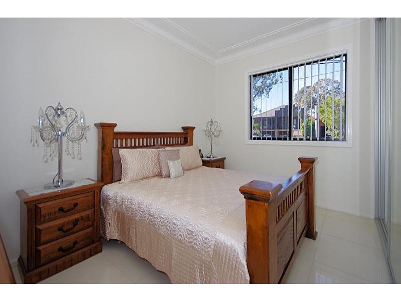 15 mons rd, Condell Park NSW 2200