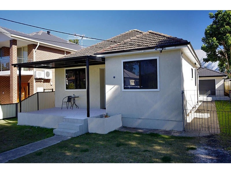 15 mons Road, Condell Park NSW 2200