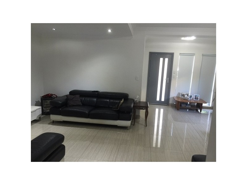 10a hewitt street, Greenacre NSW 2190