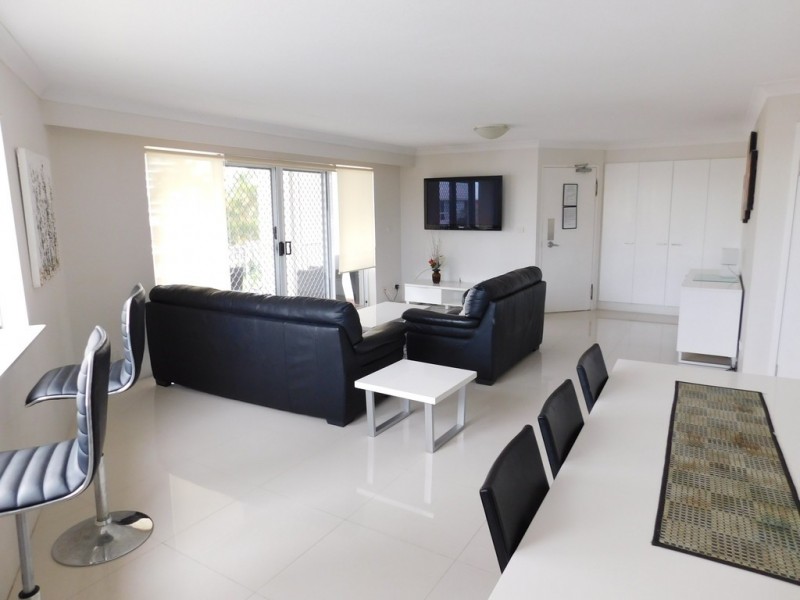 35/37 Bayview Street, Runaway Bay QLD 4216