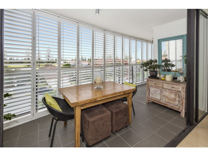 506/22 Surf Parade, Broadbeach QLD 4218