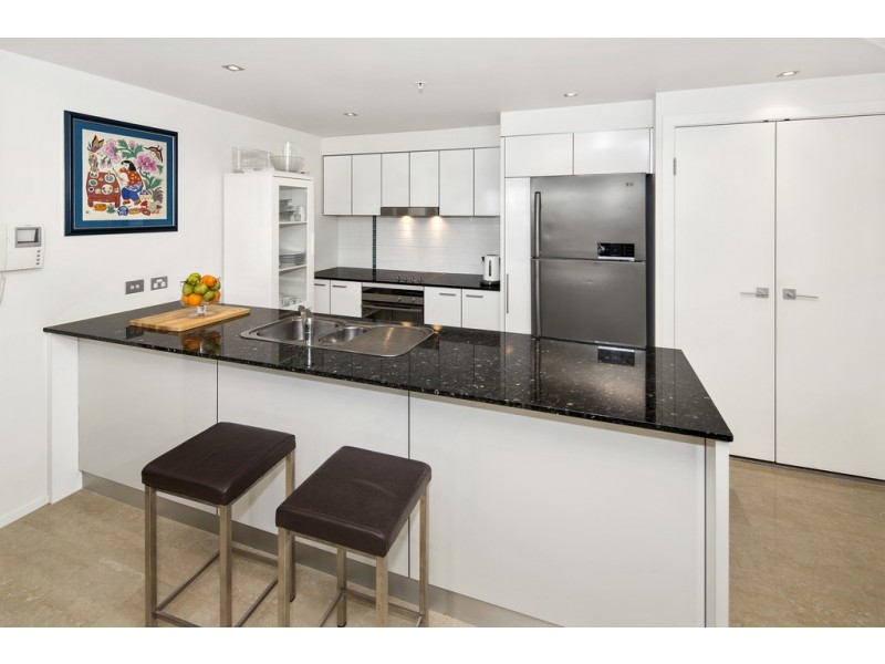 506/22 Surf Parade, Broadbeach QLD 4218