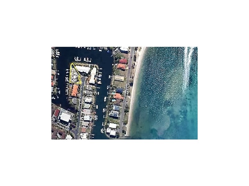 6/16-18 Canal Ave, Runaway Bay QLD 4216