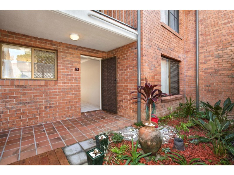 7/164 High Street, Southport QLD 4215