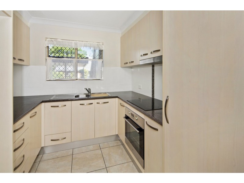 7/164 High Street, Southport QLD 4215