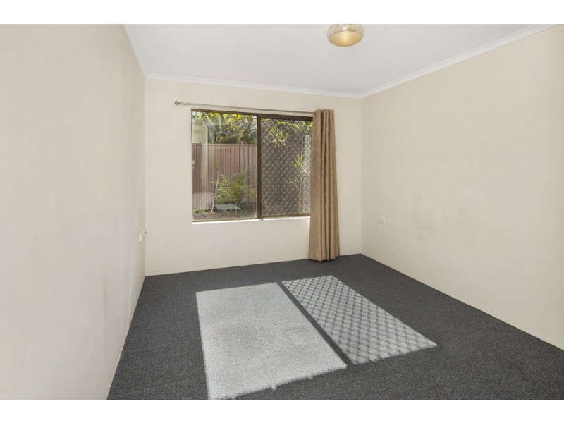 7/164 High Street, Southport QLD 4215