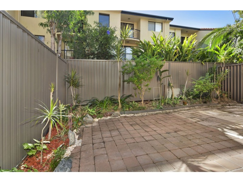 7/164 High Street, Southport QLD 4215