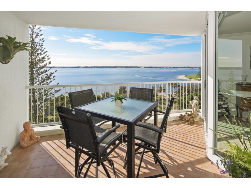 806/182-192 Marine Parade, Labrador QLD 4215