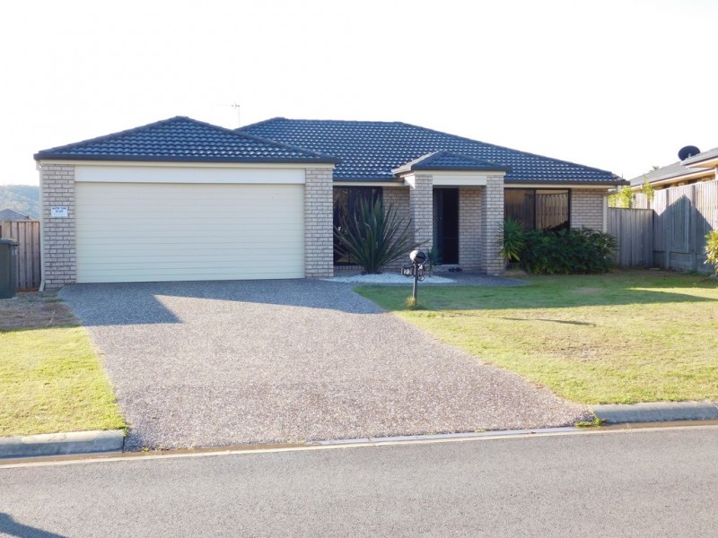 23 Beaumount Cres, Pacific Pines QLD 4211