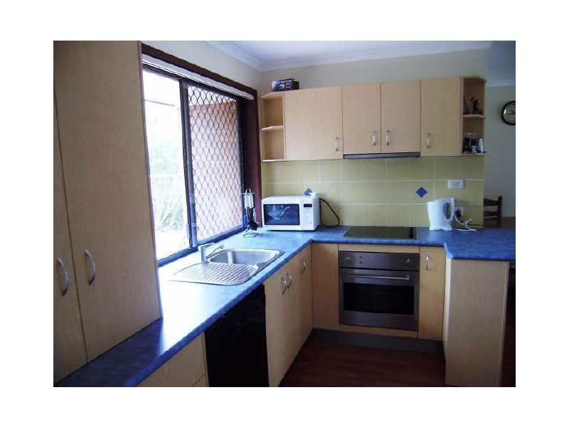 1/3 Elm Court, Labrador QLD 4215