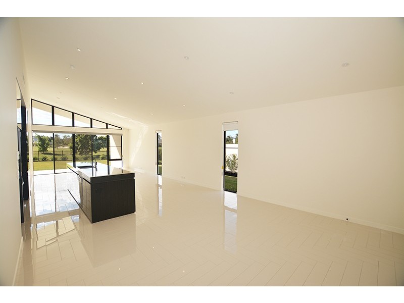 2329 Meliah Close, Sanctuary Cove QLD 4212