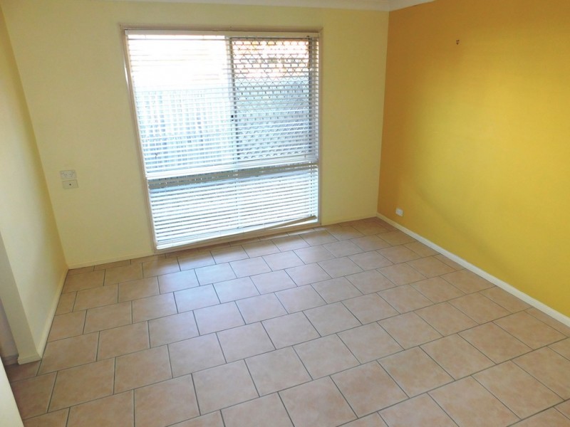 2/13 Riccarton Place, Labrador QLD 4215