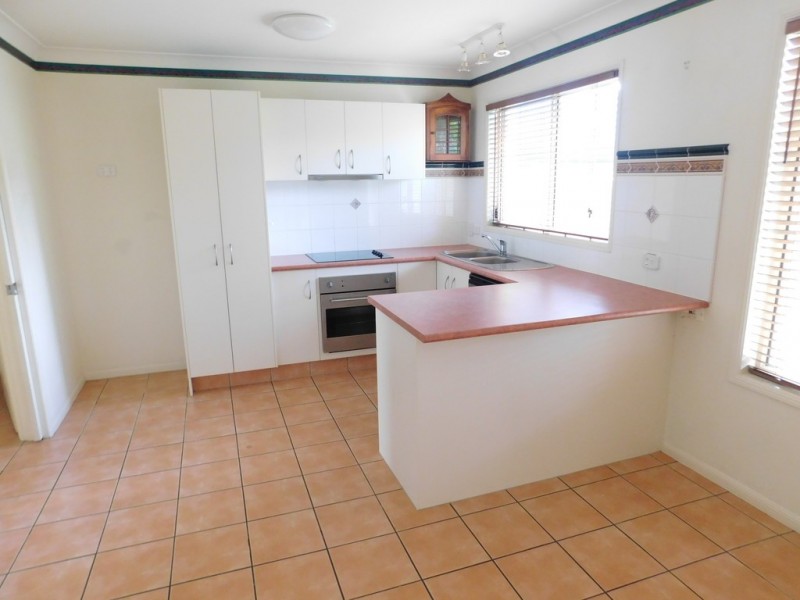 2 / 15 Harley Street, Labrador QLD 4215