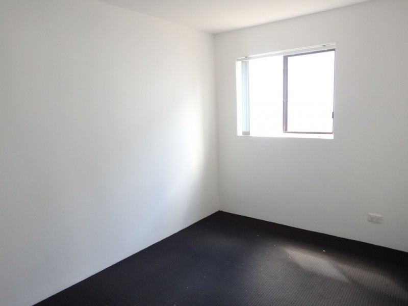 12/115 Frank Street, Labrador QLD 4215