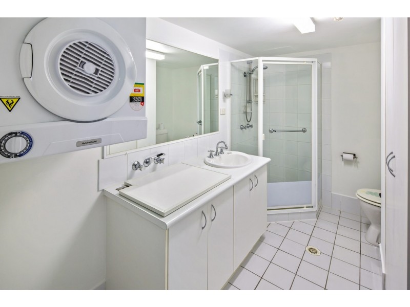 49/30 Marine Parade, Southport QLD 4215