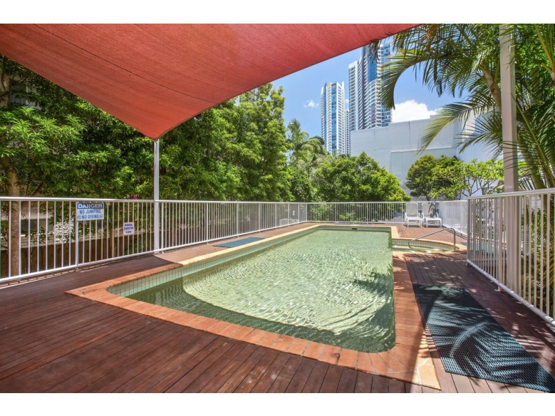 49/30 Marine Parade, Southport QLD 4215
