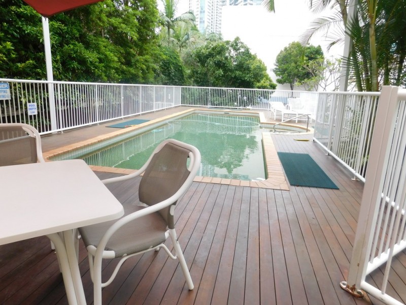49/30 Marine Parade, Southport QLD 4215