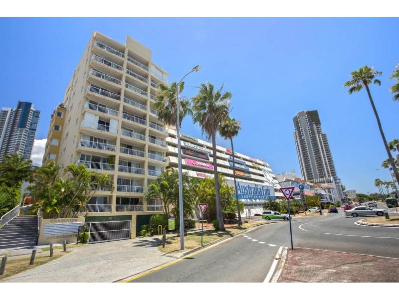 49/30 Marine Parade, Southport QLD 4215