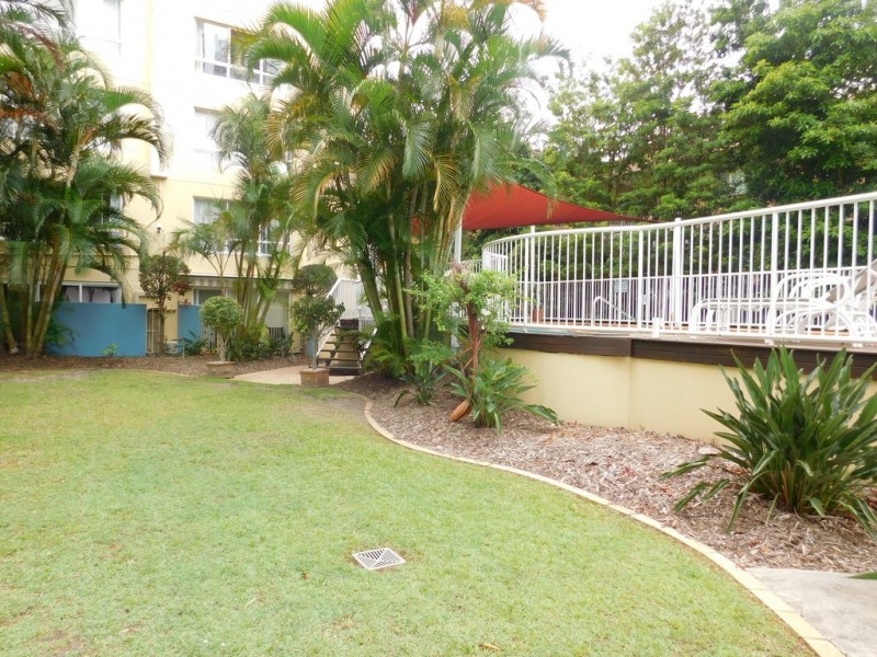 49/30 Marine Parade, Southport QLD 4215